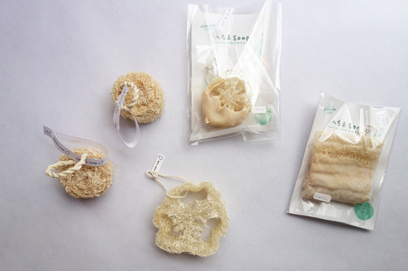 ツキイチ貞 「心にもからだにもやさしいkakapoせっけん」展【へちま】